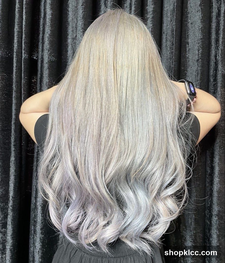 Woman with long, wavy, ash-blonde hair