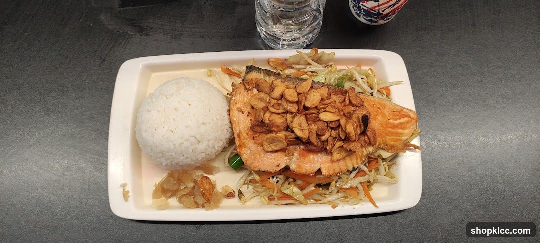 Salmon with Rice and Vegetables