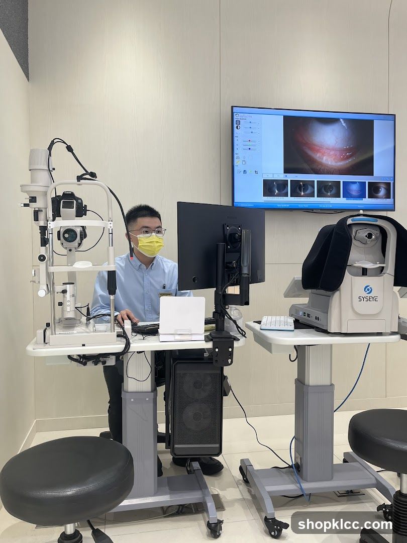 Ophthalmologist's Examination Room