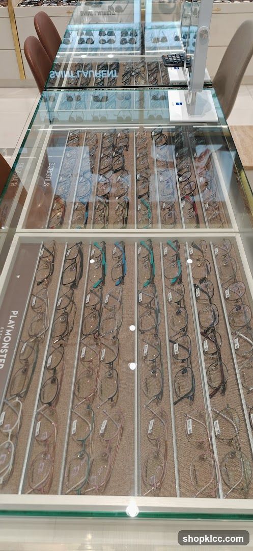 Eyeglasses Display