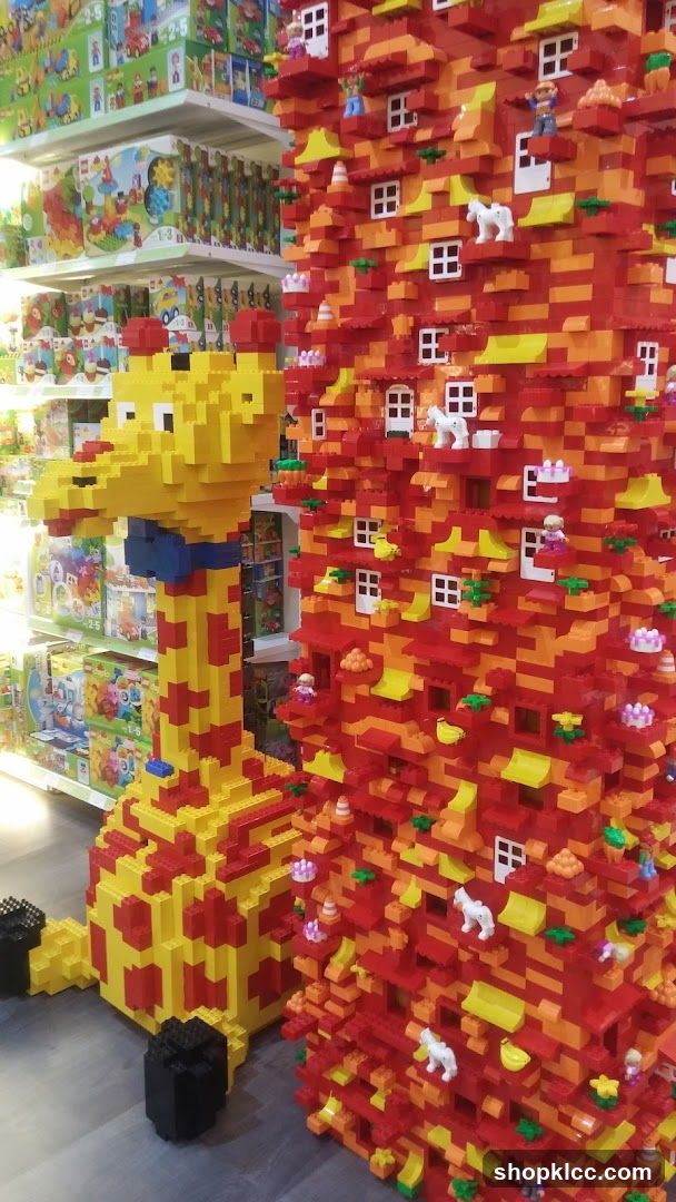 Lego Giraffe and Building Display