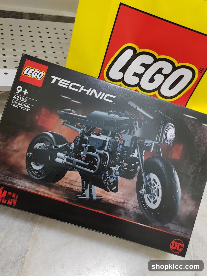 LEGO Technic Batman Batcycle Set