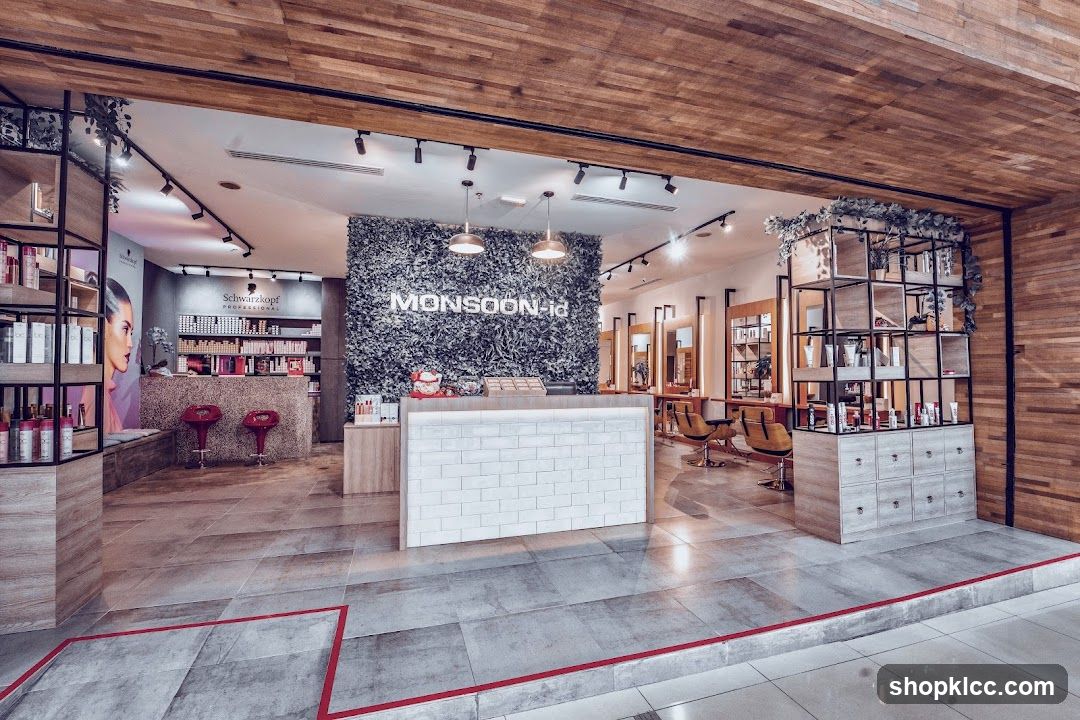 Monsoon-id Salon Interior