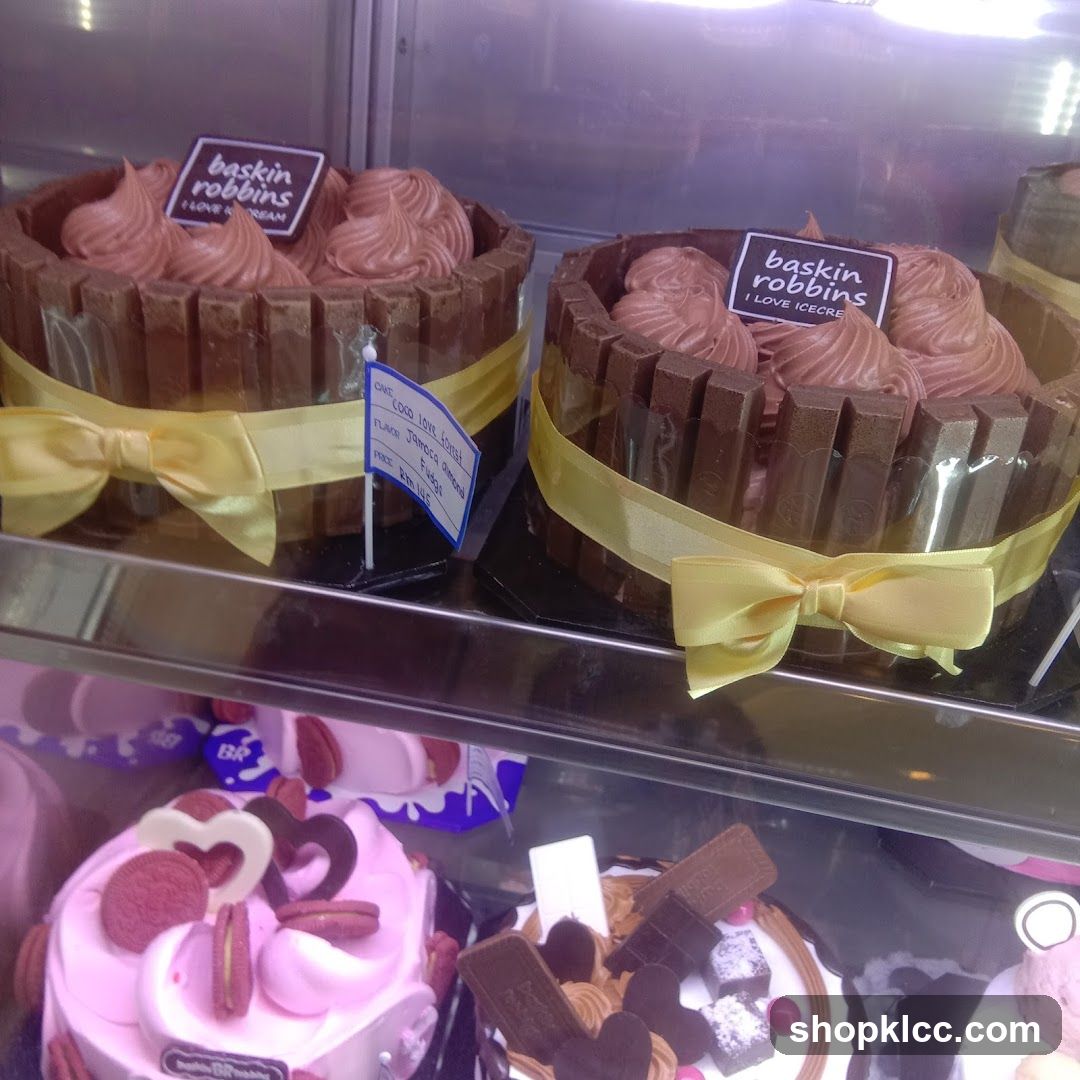 Baskin Robbins Desserts Display