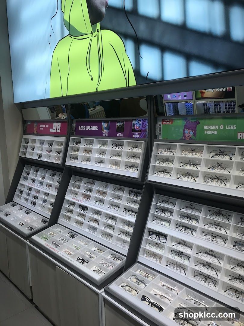 Eyeglasses Display
