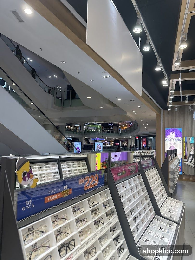 Eyewear Store Display
