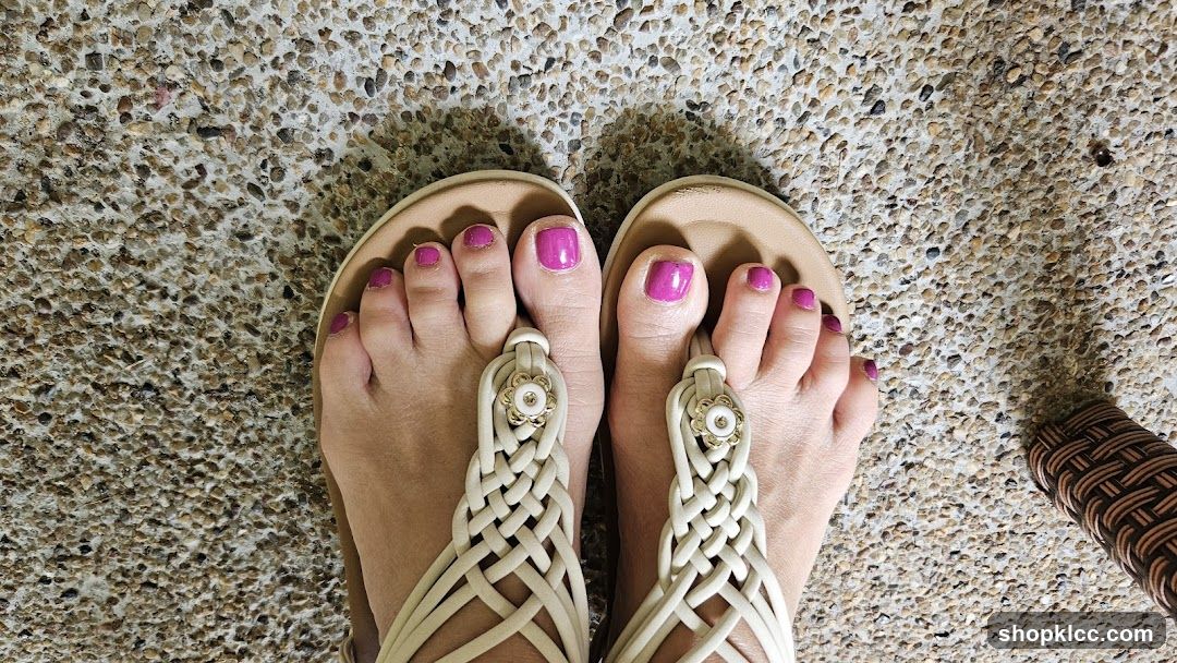 Footwear on textured floor