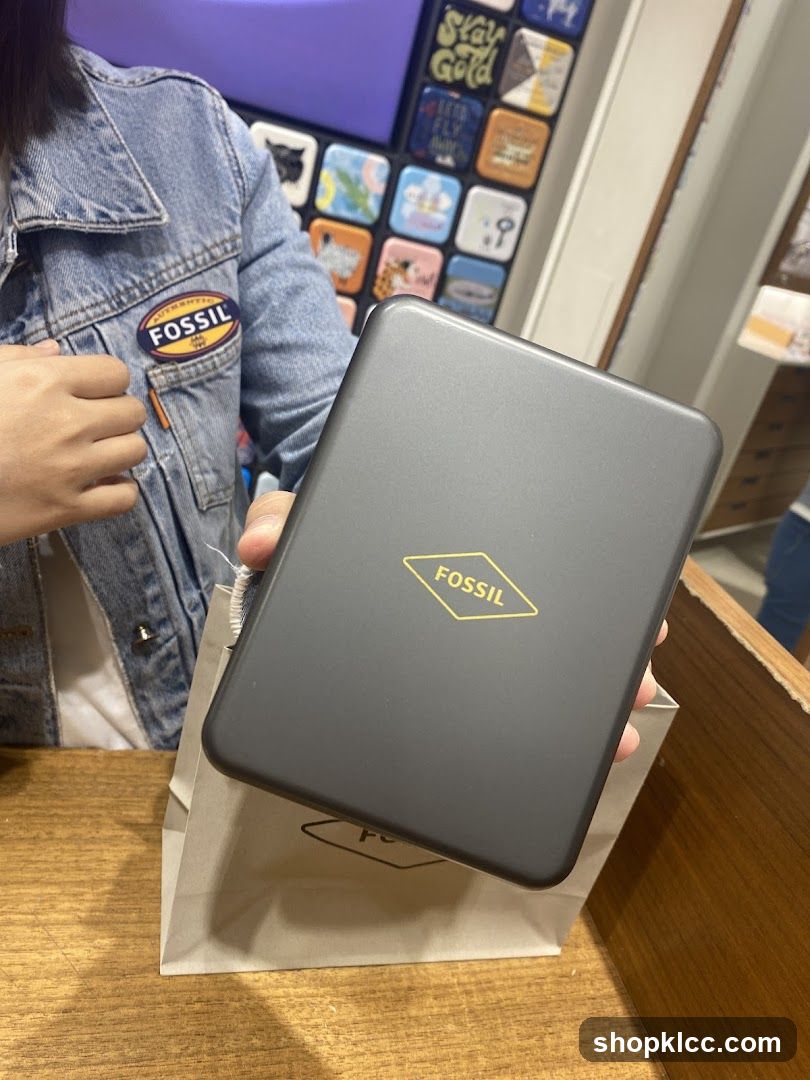 Fossil Product and Packaging