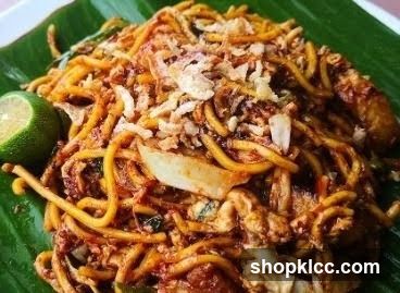 Nasi Goreng on Banana Leaf