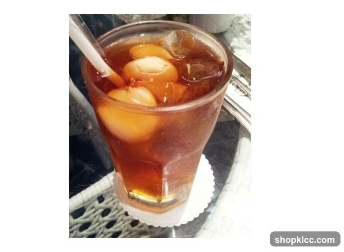 Iced Tea with Strawberries
