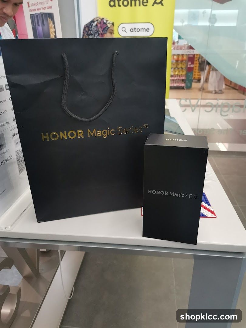 HONOR Magic Series Bag and Box