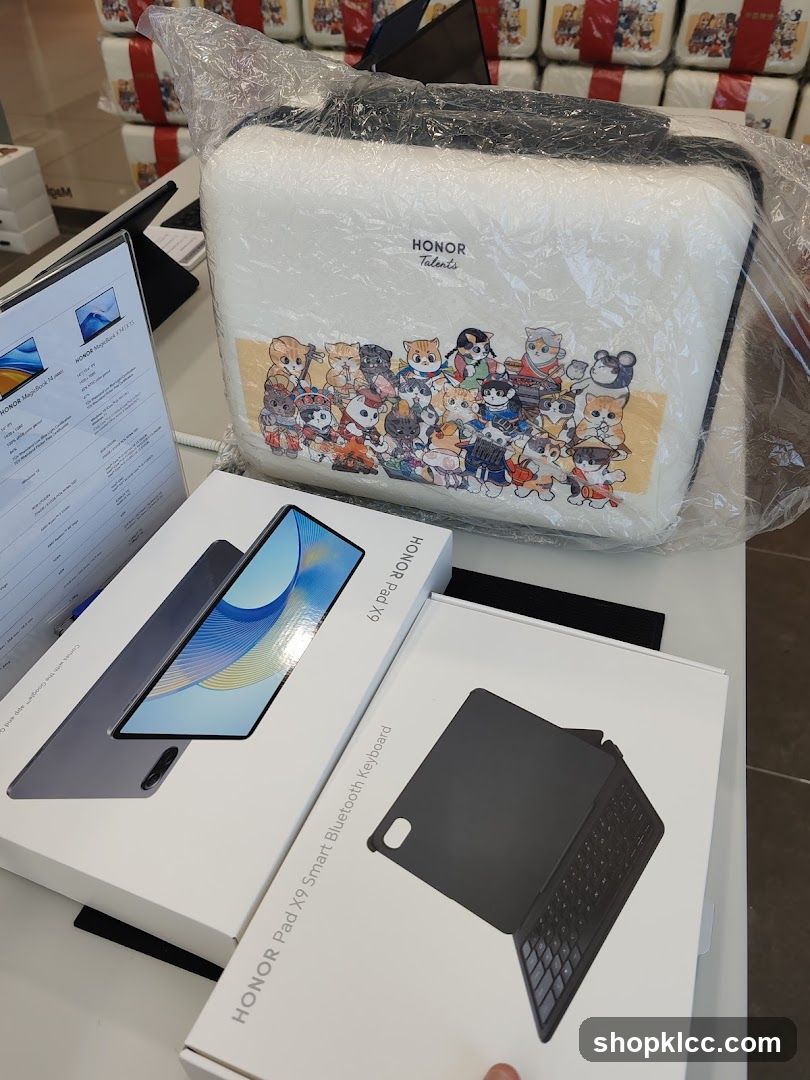 Honor Products Display