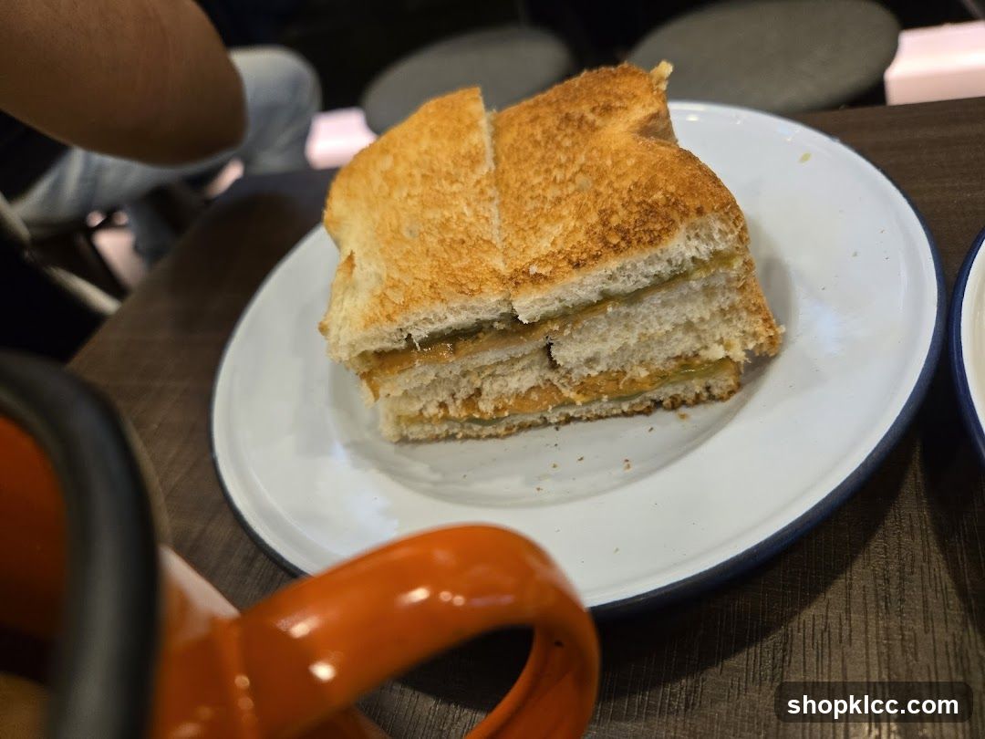 Sandwich on a Plate