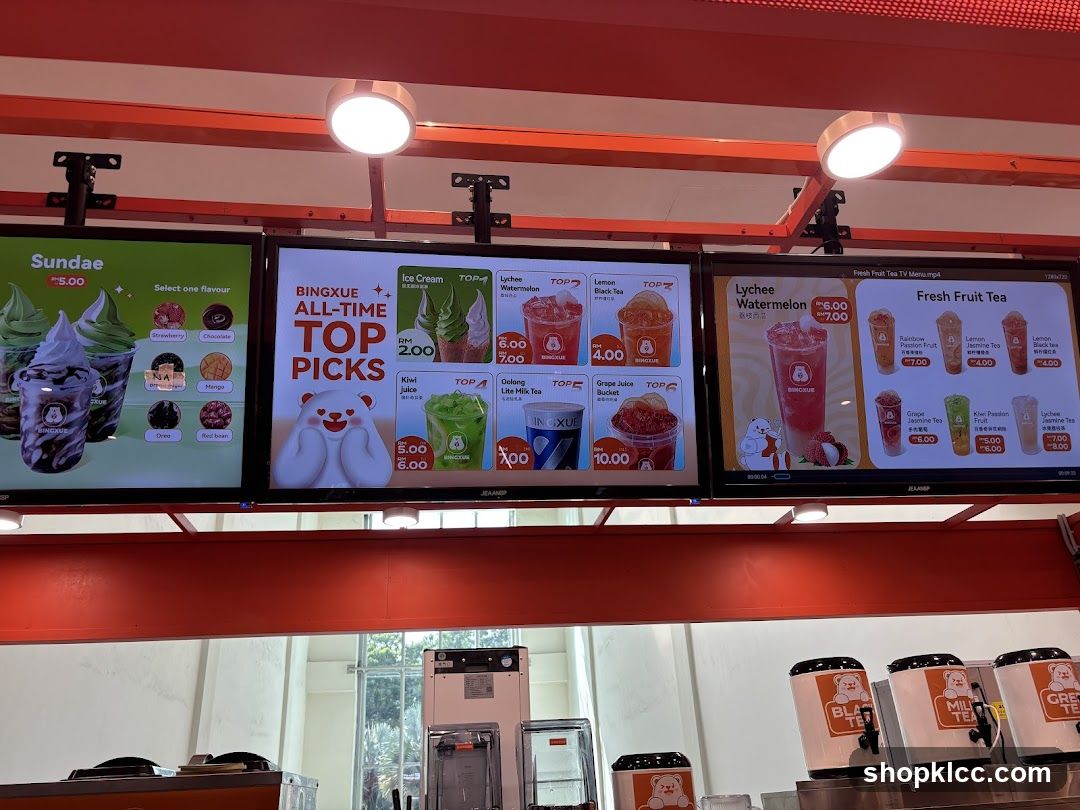 BingXue and Fresh Fruit Tea Menu Display