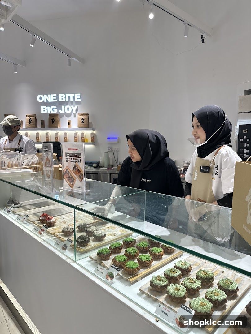 Dessert Shop Counter
