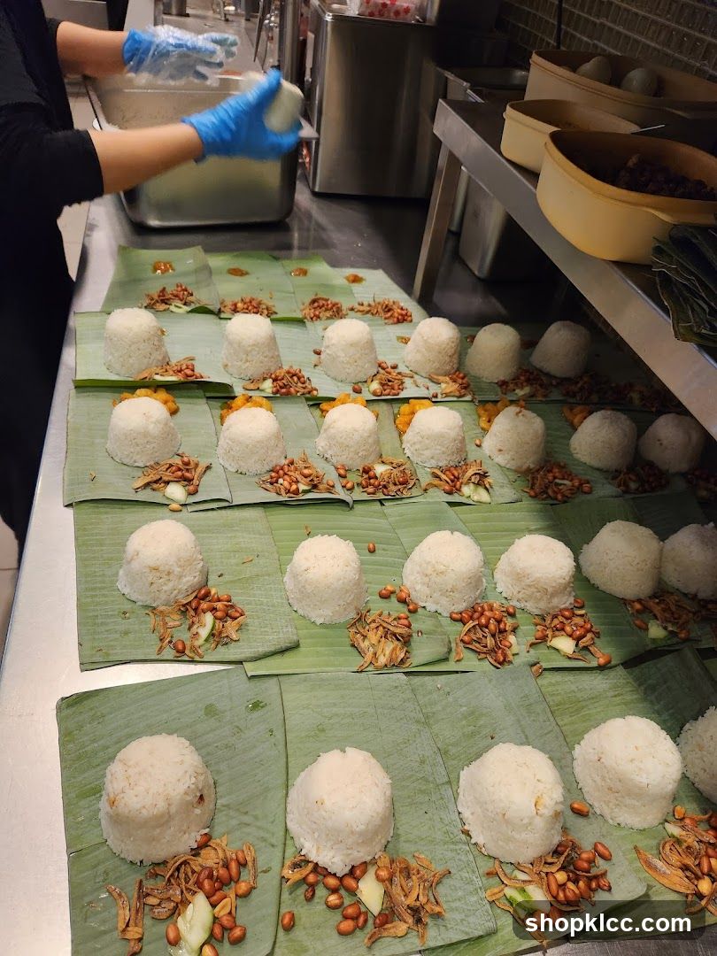 Nasi Lemak Preparation