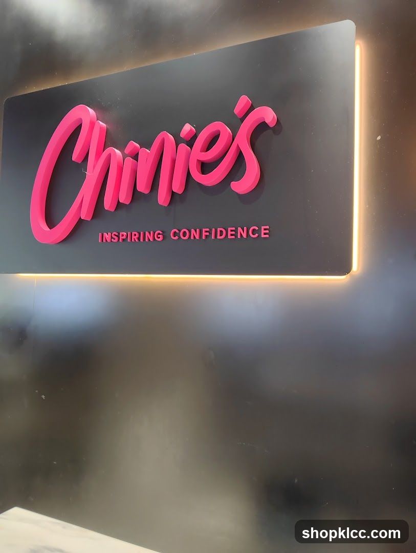 Chinies Inspiring Confidence Sign