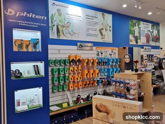 Phiten Store Interior