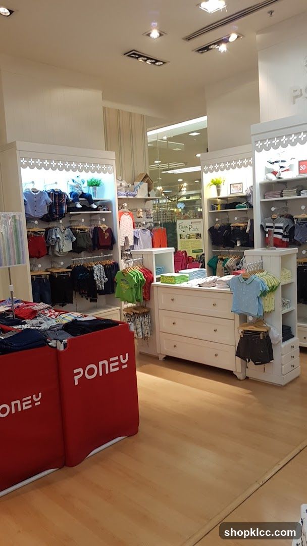 Poney Store Interior