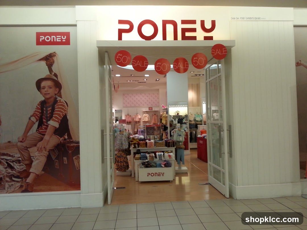 Poney Store Entrance