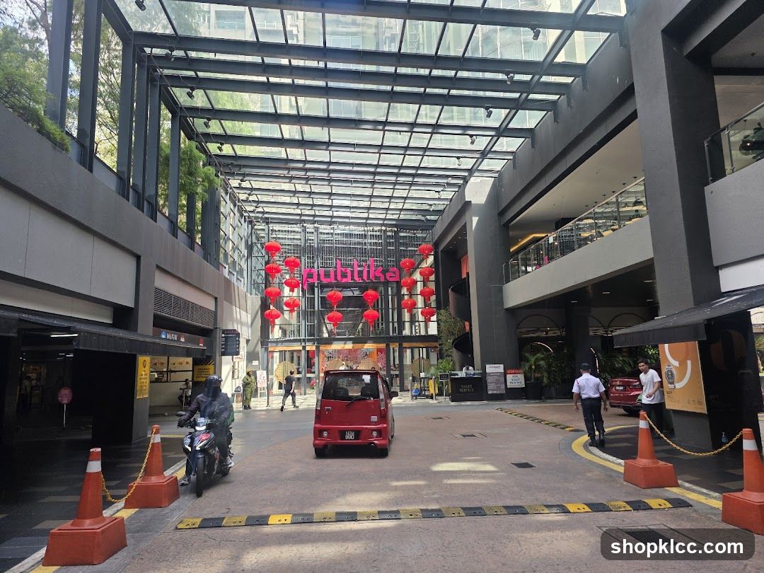 Publika Entrance