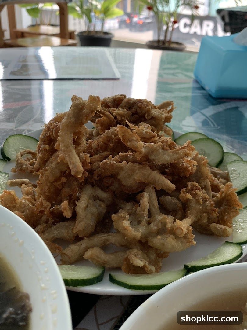 Fried Mushrooms with Cucumbers
