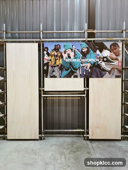 Break Convention Display