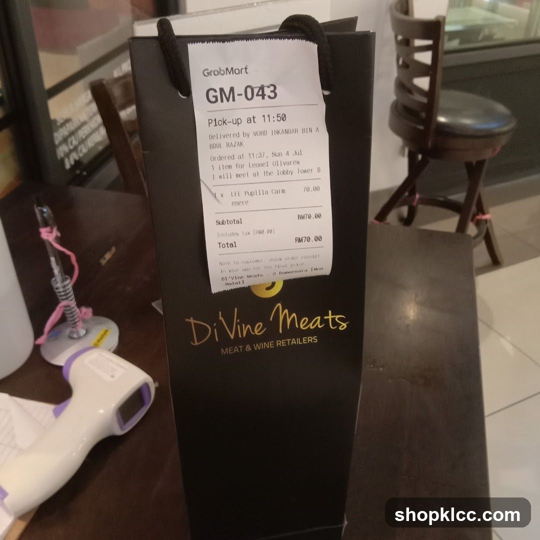 GrabMart Receipt for Divine Meats