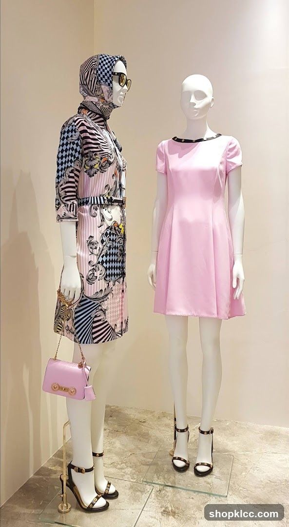 Mannequins in Fashion Display