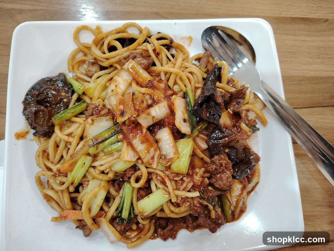 Noodles with Beef and Vegetables