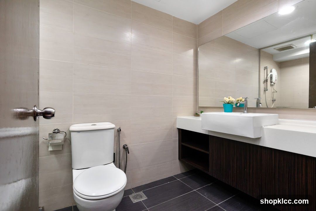 Modern Bathroom