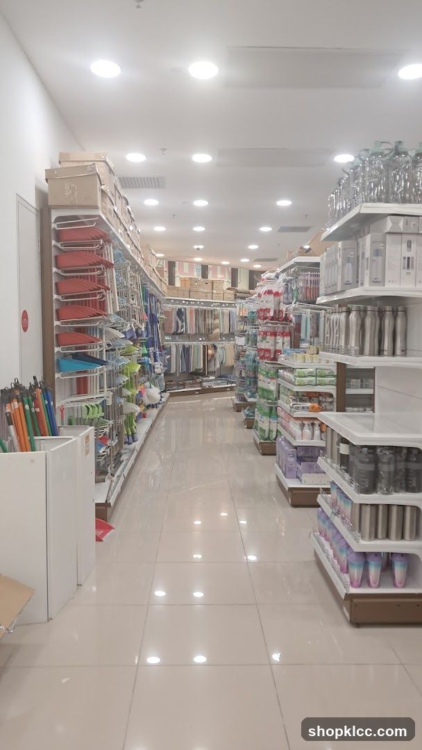 Aisle in a retail store