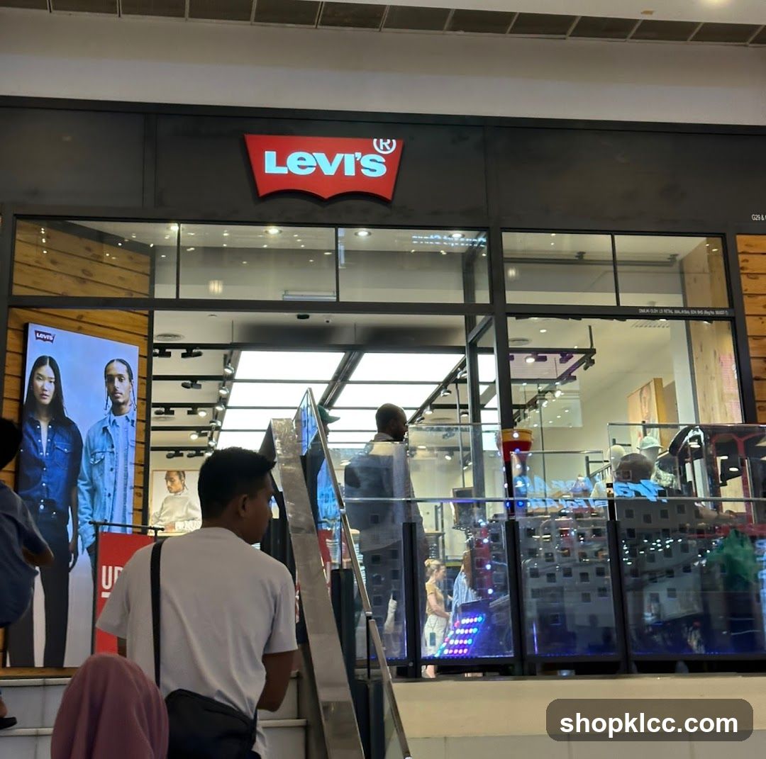Levi's