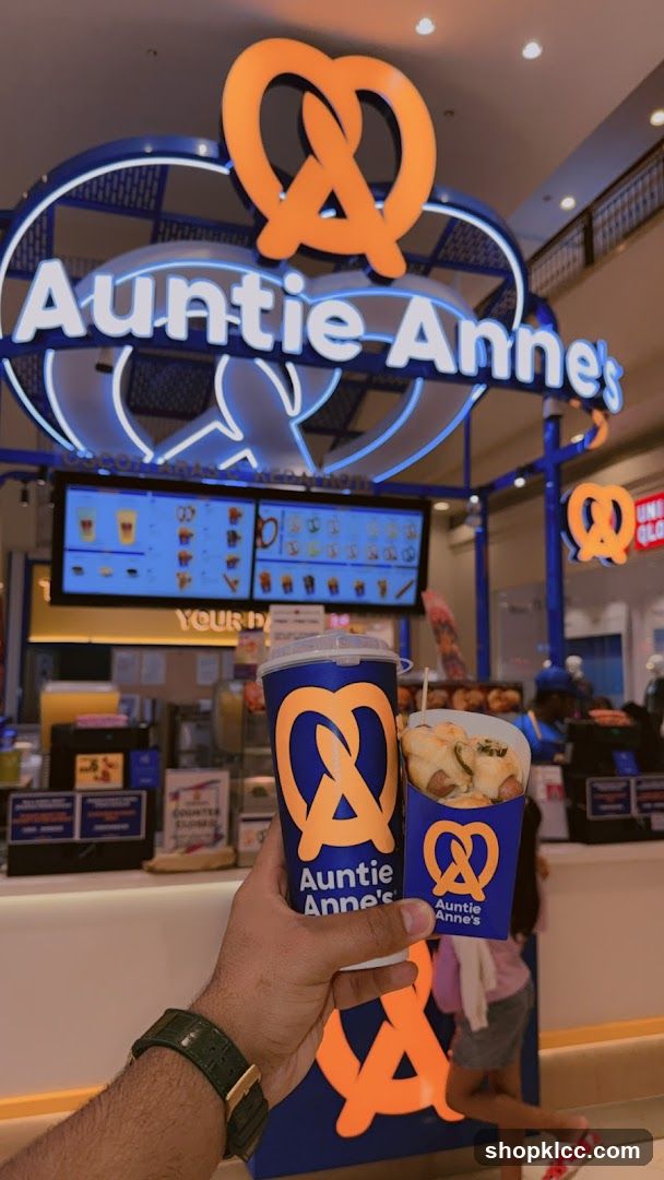 Auntie Anne's Snack and Drink