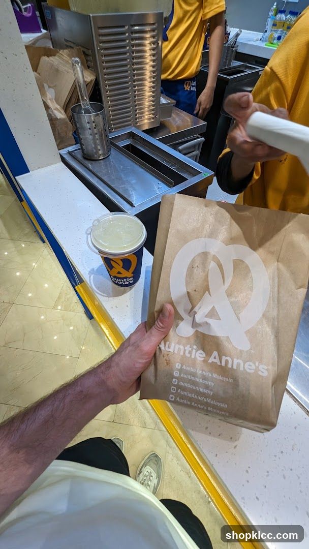 Auntie Anne's Bag and Drink