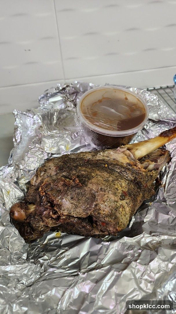 Roasted Lamb Leg with Sauce