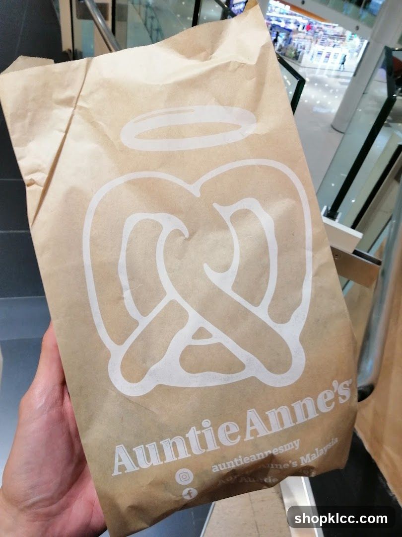 Auntie Anne's Bag