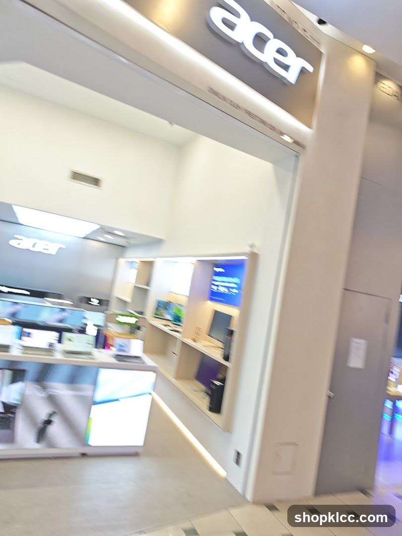 Acer Store Entrance