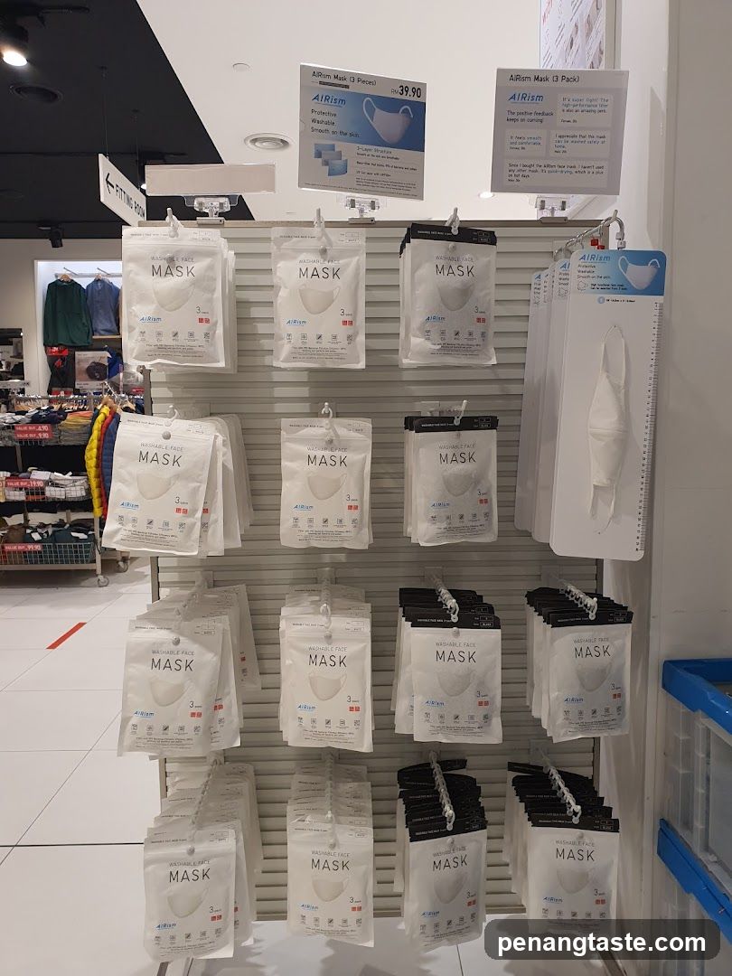 Face Masks Display