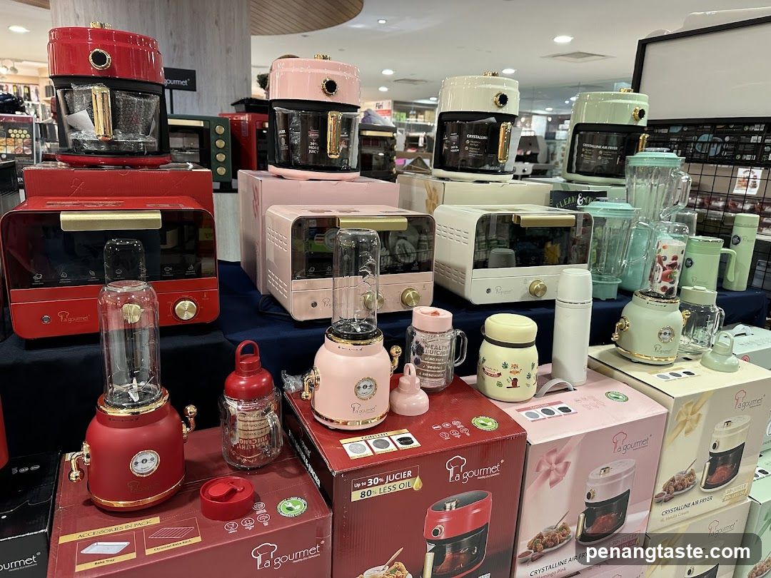 Kitchen Appliances Display