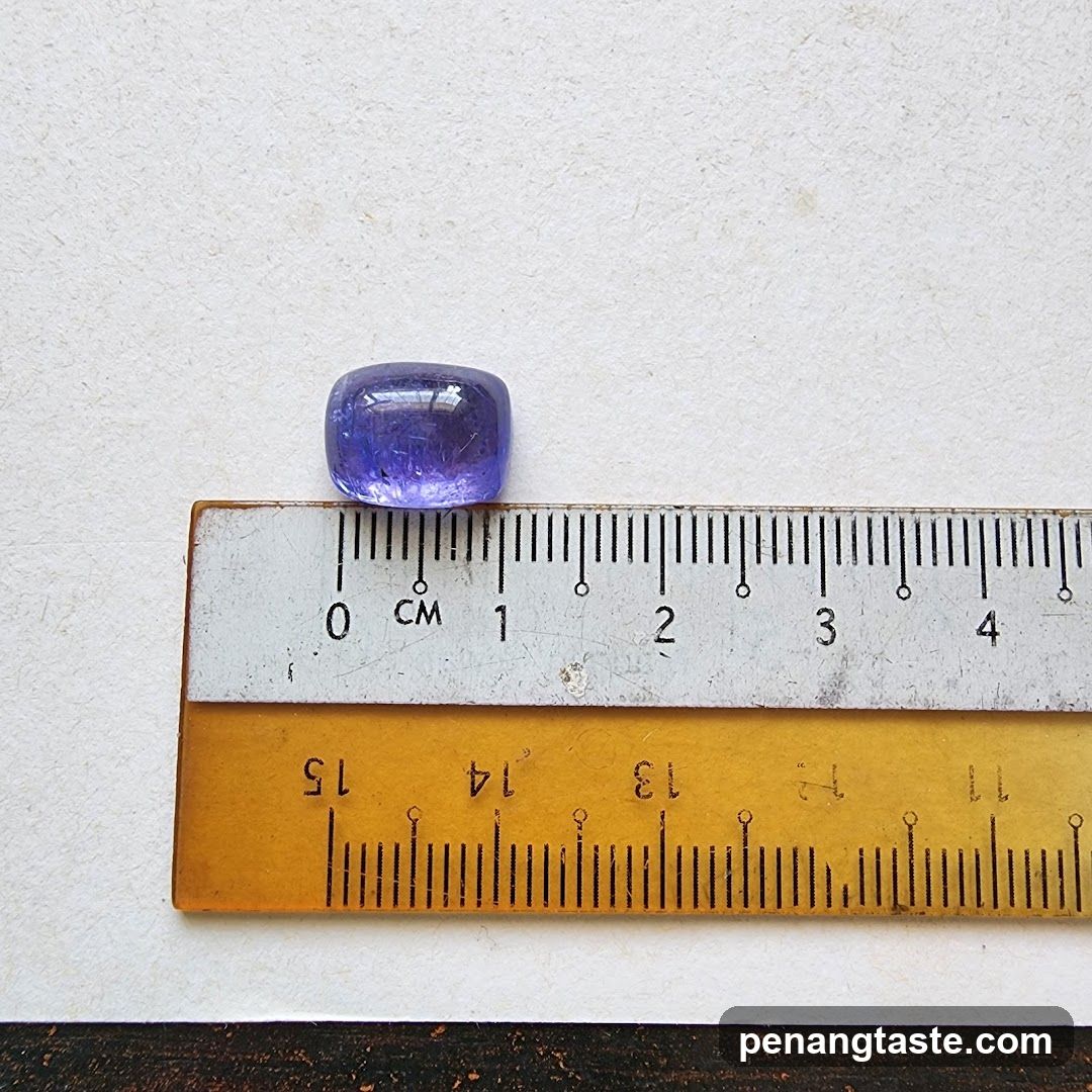 Gemstone with Ruler