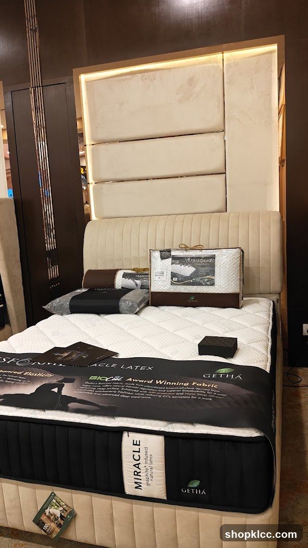 Mattress Display