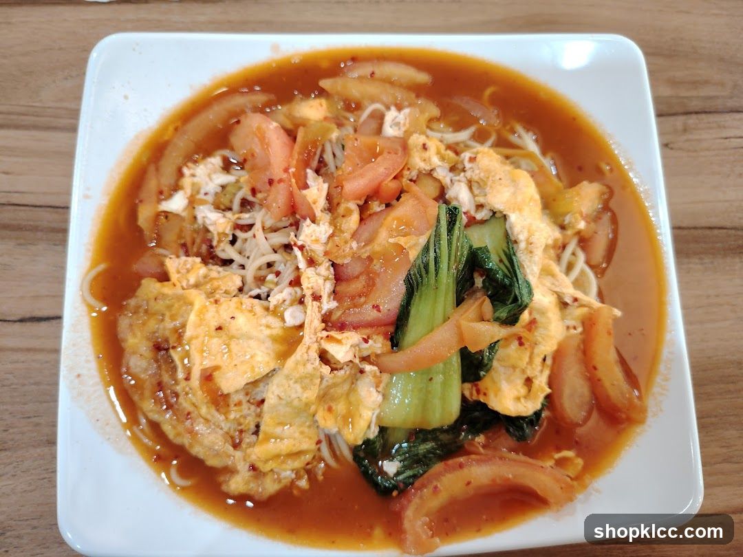 Noodle Soup with Egg and Vegetables