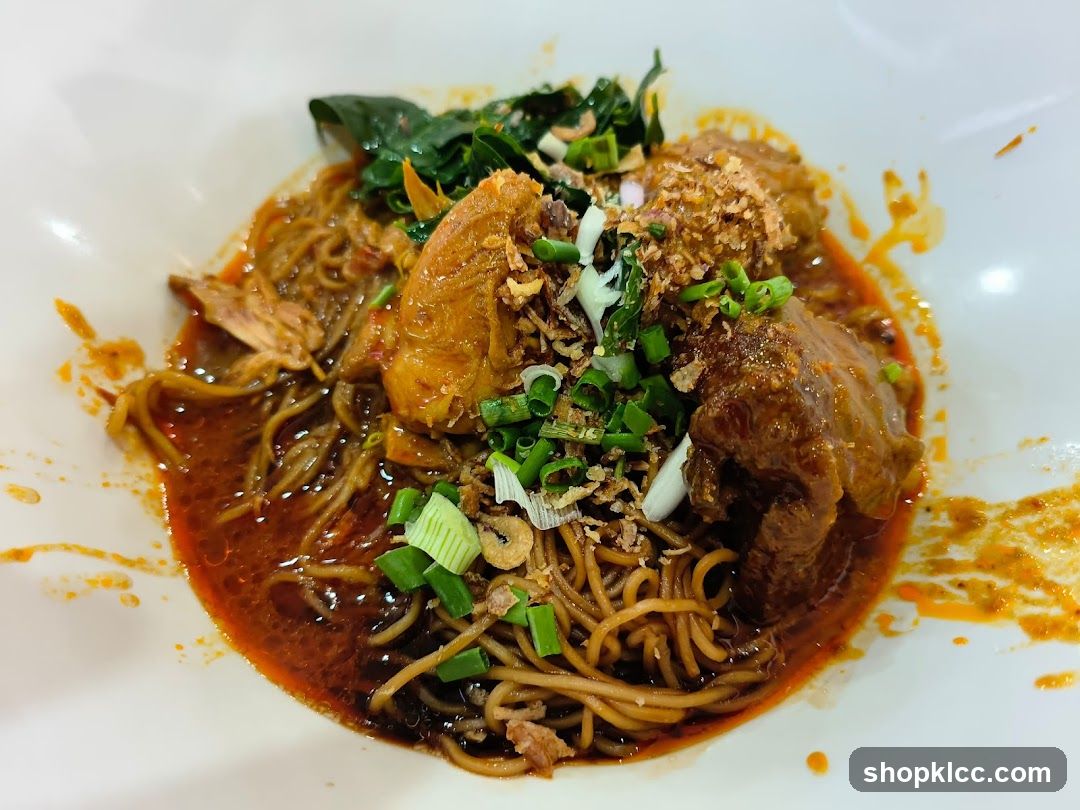 Noodles with Meat and Greens