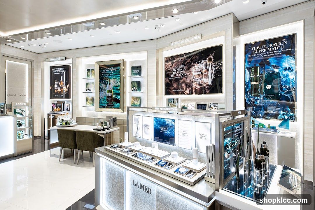 La Mer Store Interior