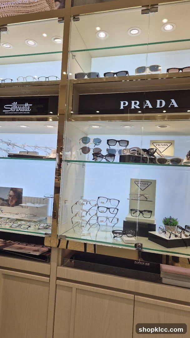 Eyewear Display