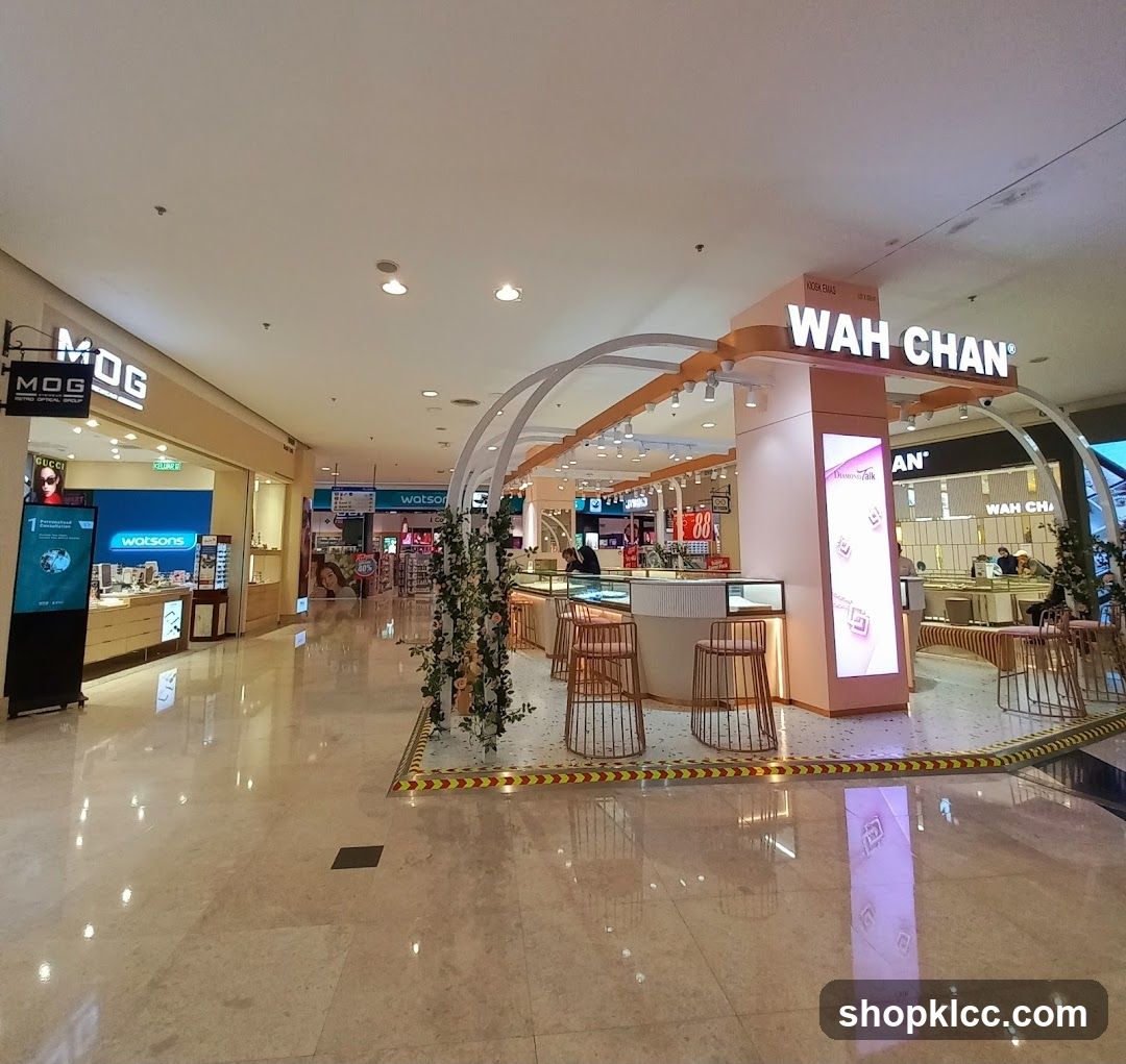 Jewelry store display in a mall
