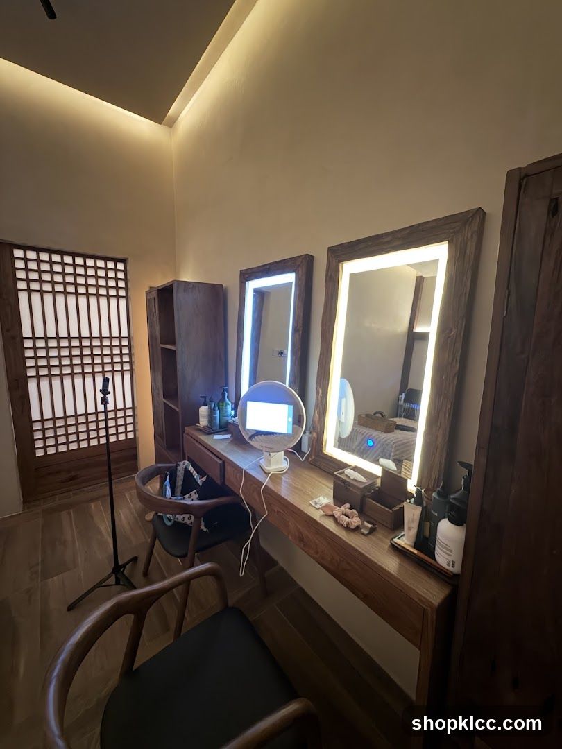 Vanity Area with Mirrors