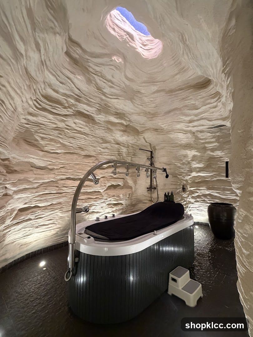 Spa Room with Bathtub