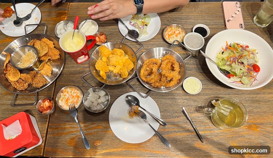 Fried Chicken and Onion Rings Meal